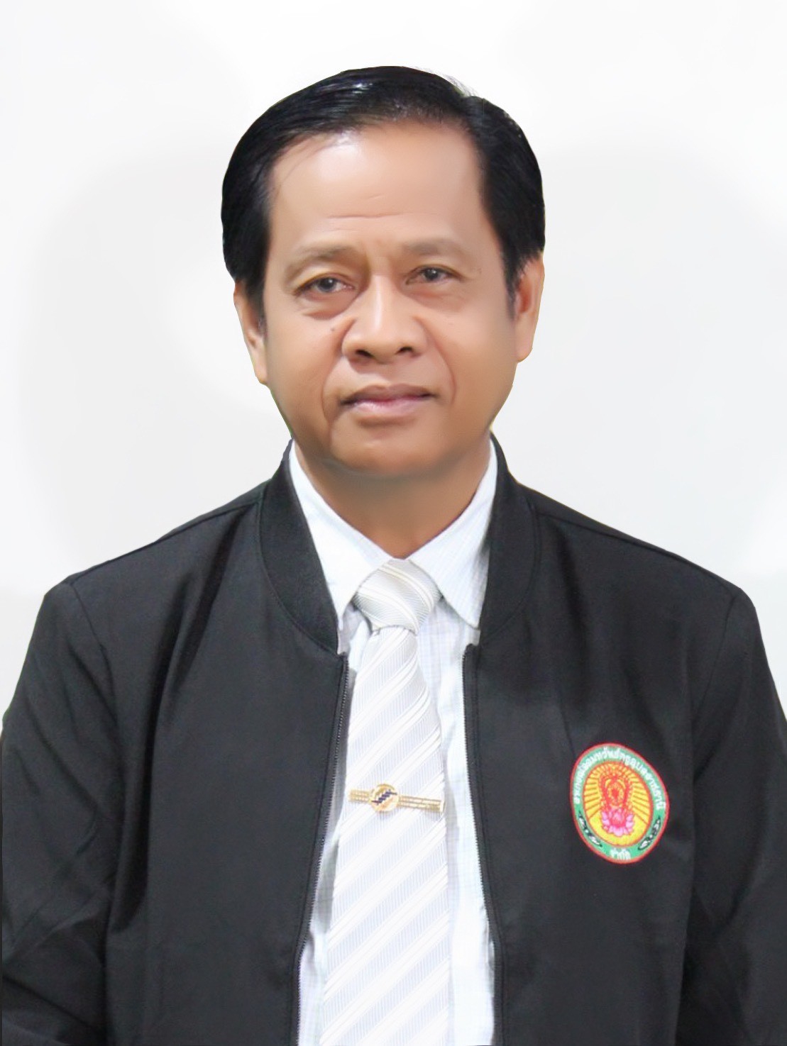 นายจักรี  ศรีปประนม