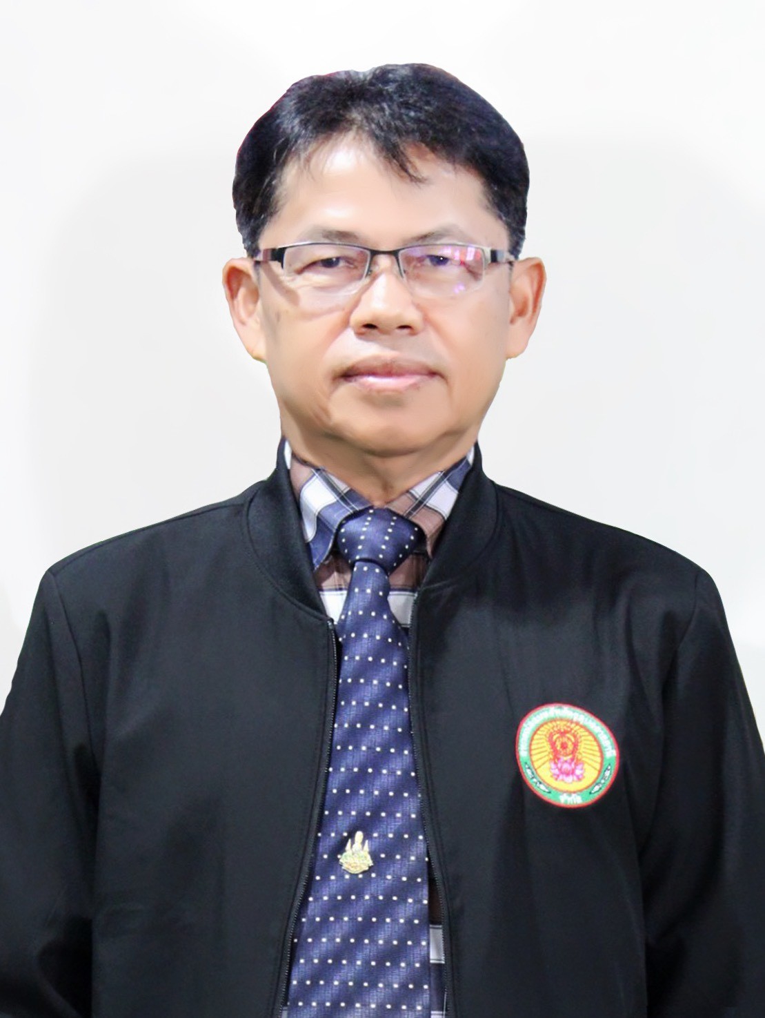 นายเข็มทอง  จำปาทอง