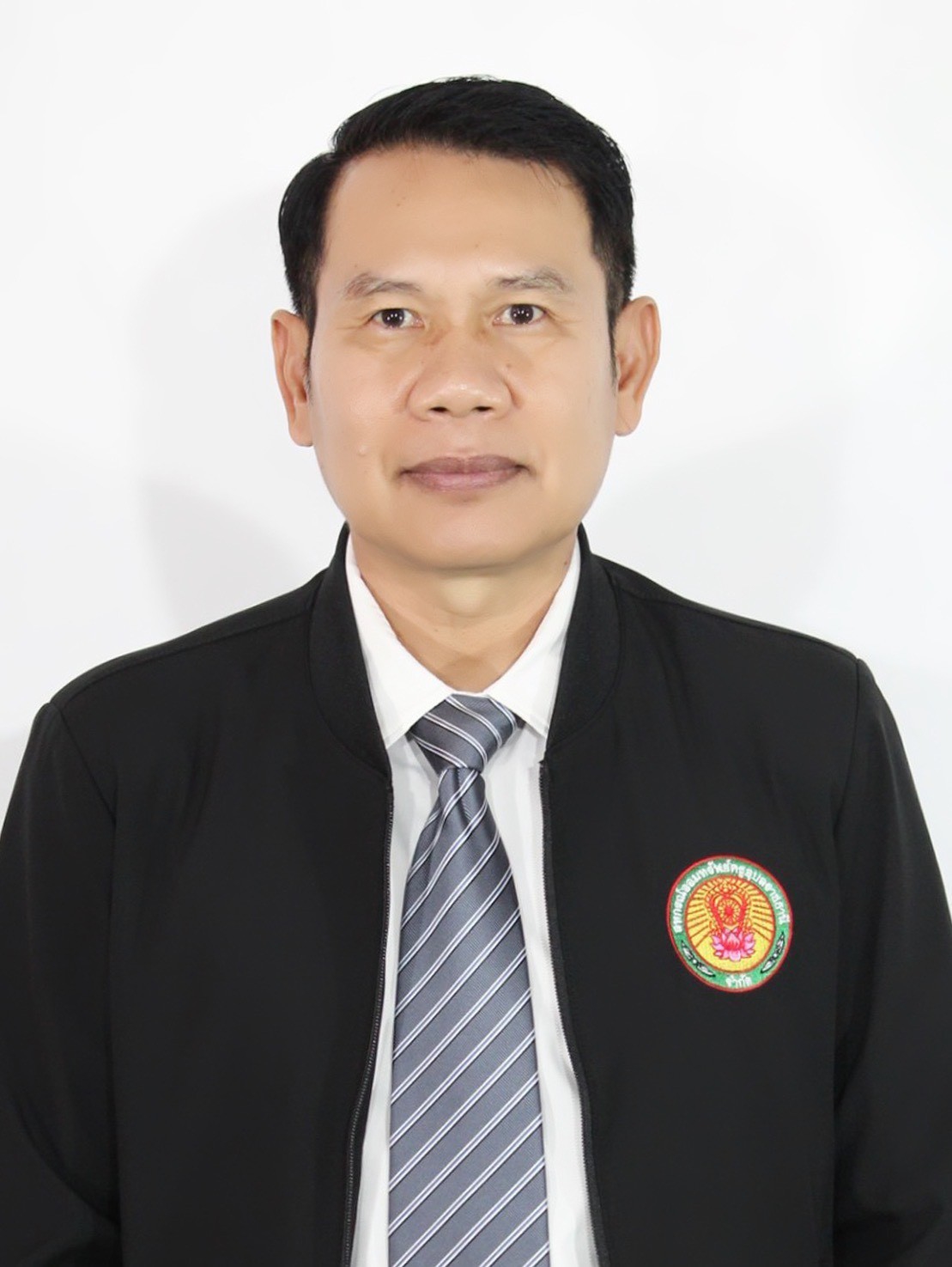 นายสุรชัย  กอดแก้ว