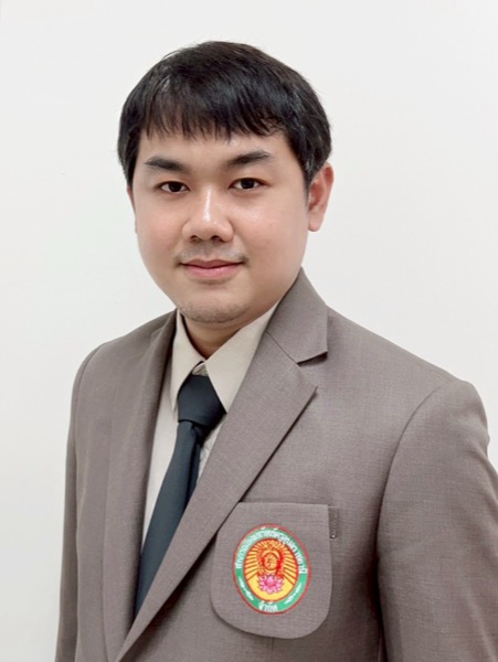 นายวราวุธ  สมศรี